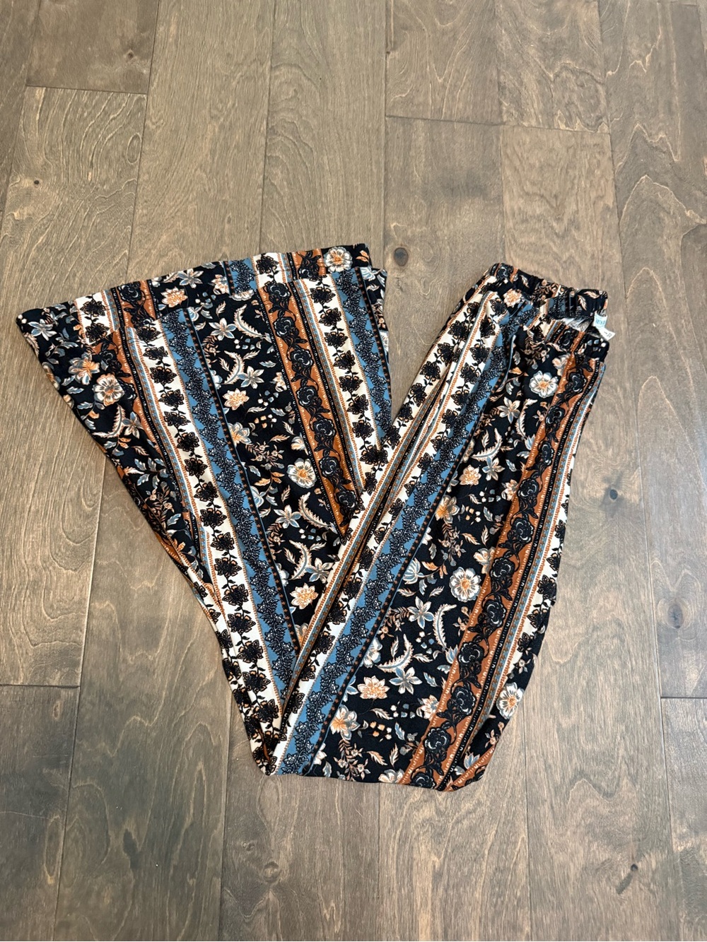 EARTHBOUND Black Floral Stripe Leggings with Rust and Blue Accents